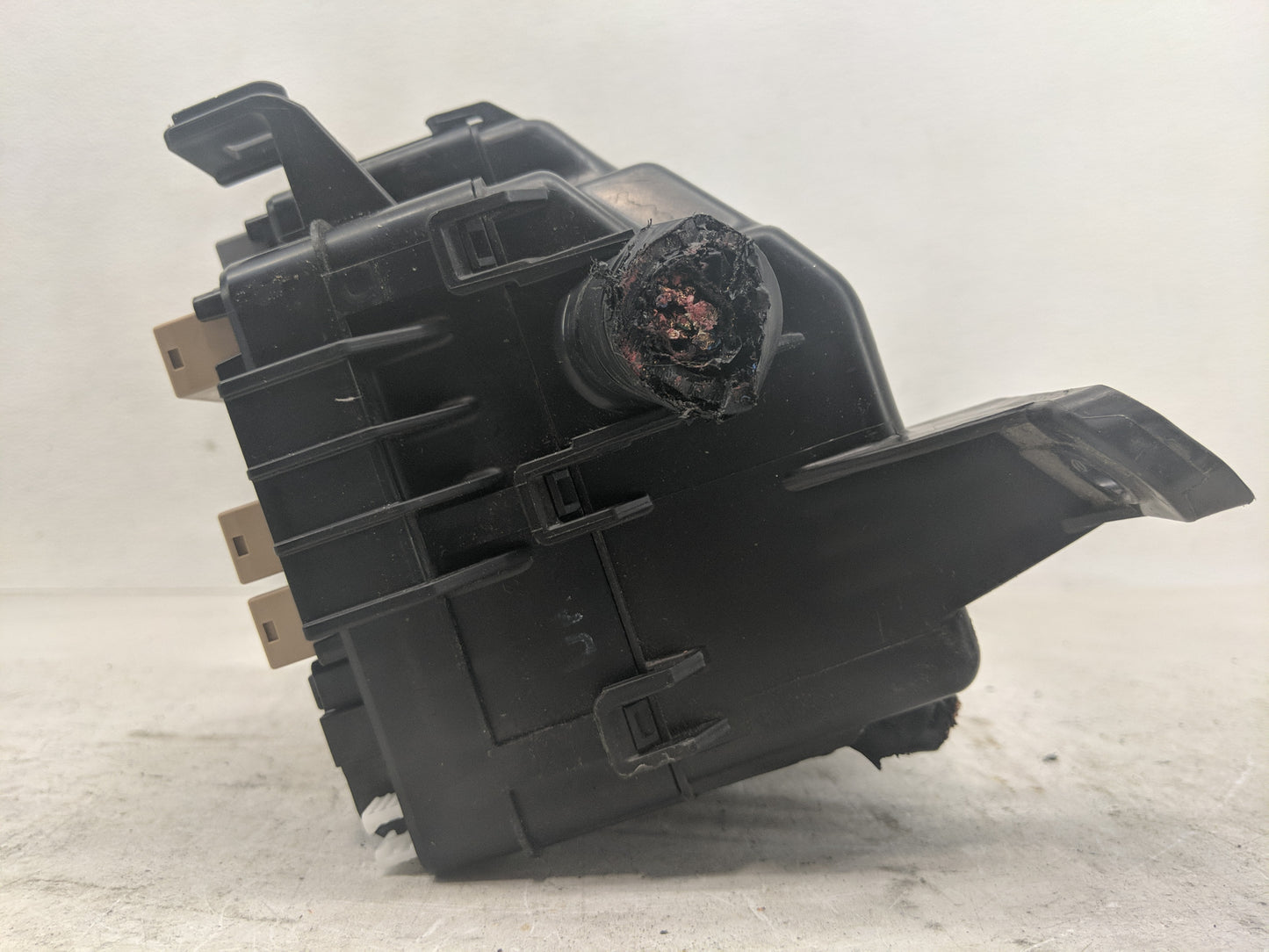 2018 Hyundai Elantra Fusebox Fuse Box Panel Relay Module P/N:91956-F2022 Fits OEM Used Auto Parts - Oemusedautoparts1.com