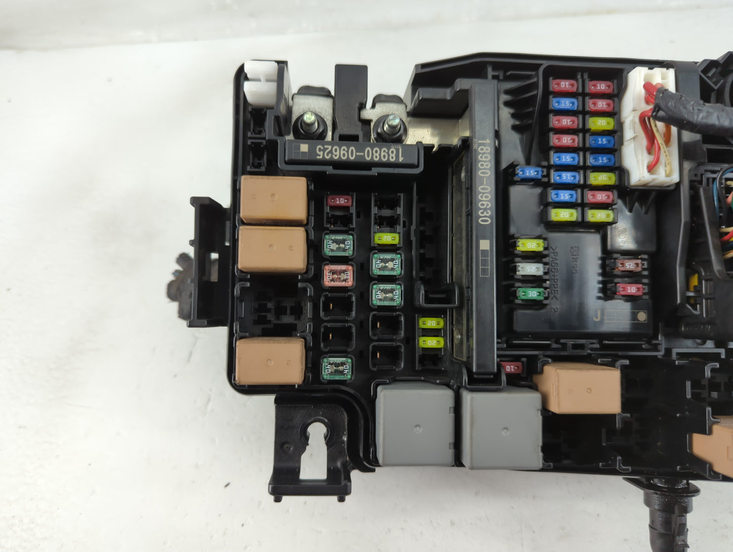 2018 Hyundai Elantra Fusebox Fuse Box Panel Relay Module P/N:91203 F2525C Fits OEM Used Auto Parts - Oemusedautoparts1.com