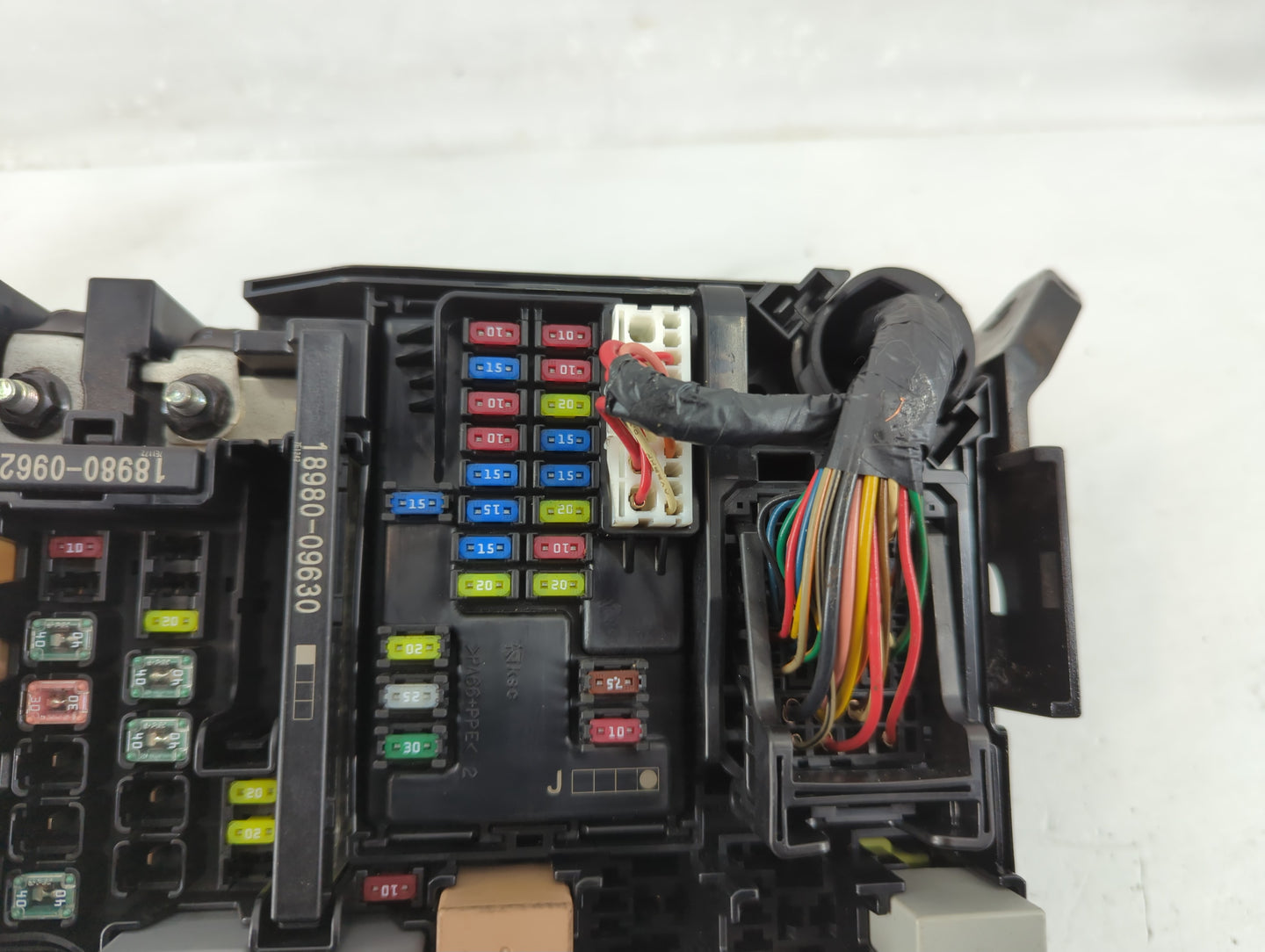 2018 Hyundai Elantra Fusebox Fuse Box Panel Relay Module P/N:91203 F2525C Fits OEM Used Auto Parts - Oemusedautoparts1.com
