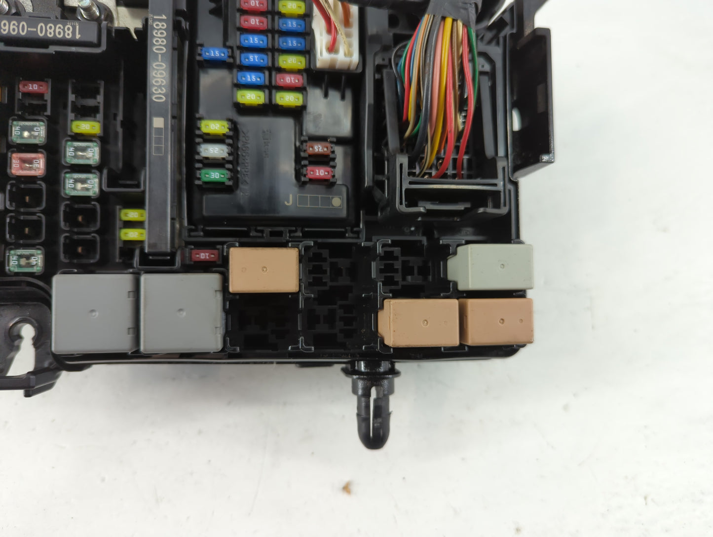 2018 Hyundai Elantra Fusebox Fuse Box Panel Relay Module P/N:91203 F2525C Fits OEM Used Auto Parts - Oemusedautoparts1.com