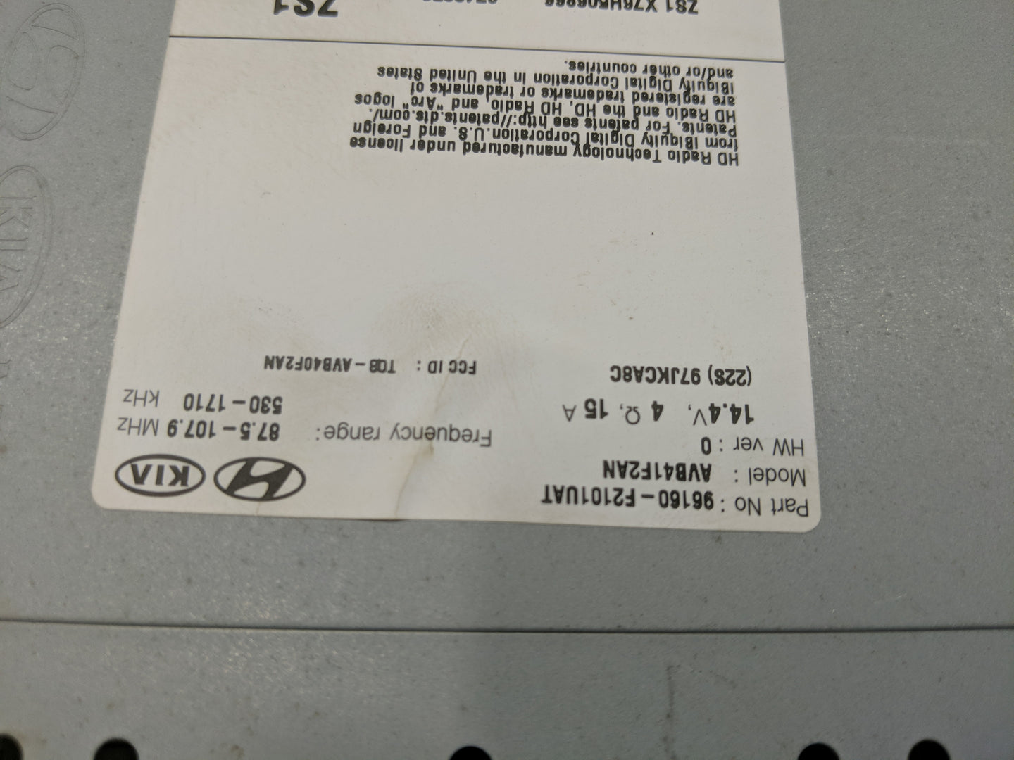 2017-2018 Hyundai Elantra Radio AM FM Cd Player Receiver Replacement P/N:96160-F2101UAT Fits Fits 2017 2018 OEM Used Auto Pa
