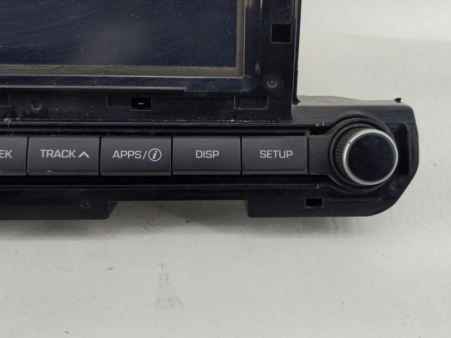 2017-2018 Hyundai Elantra Radio AM FM Cd Player Receiver Replacement P/N:96160-F2101UAT Fits Fits 2017 2018 OEM Used Auto Pa