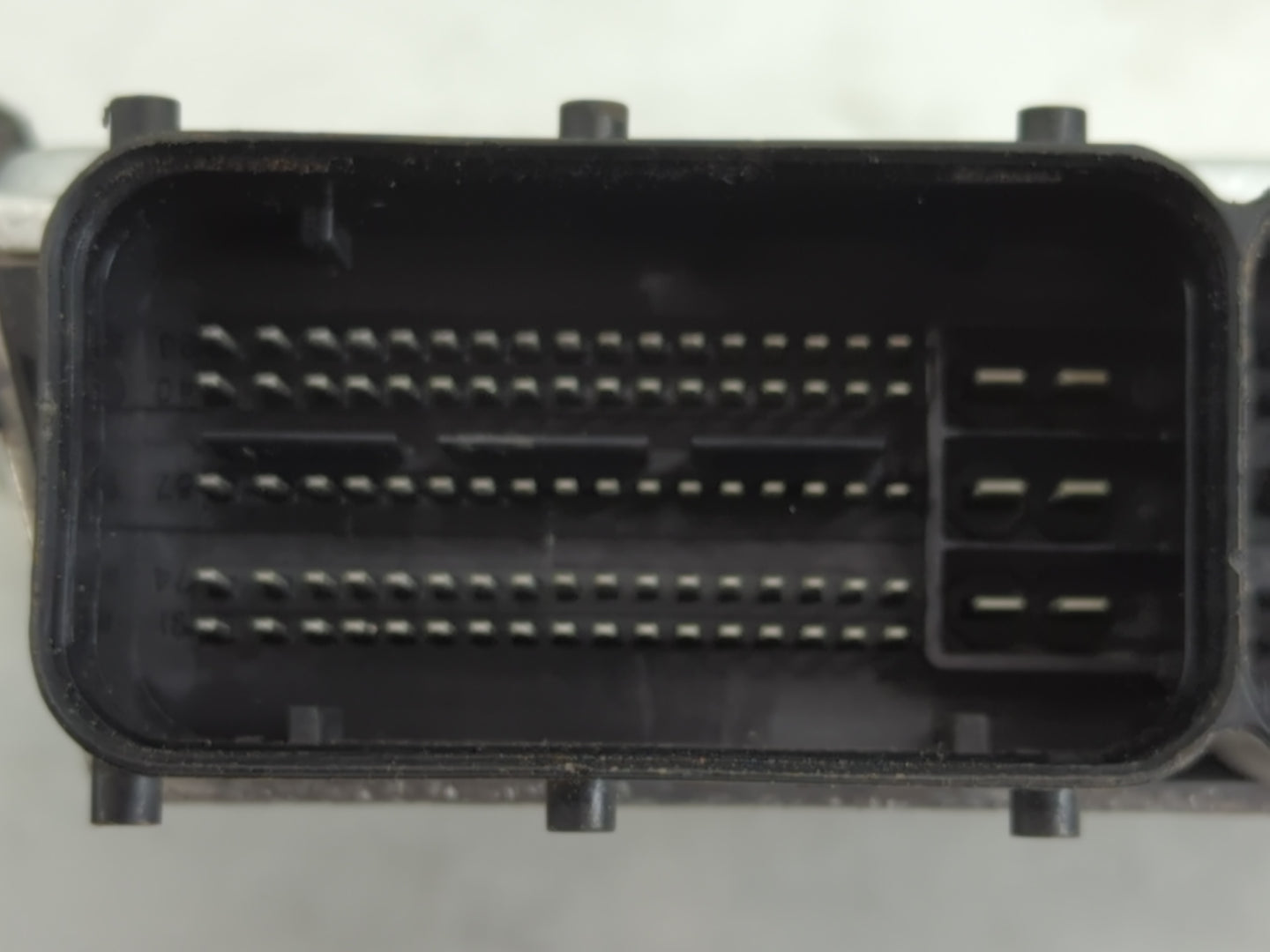 2017-2018 Hyundai Elantra PCM Engine Control Computer ECU ECM PCU OEM P/N:39173-2EFC2 39172-2EFC2 Fits Fits 2017 2018 OEM Us