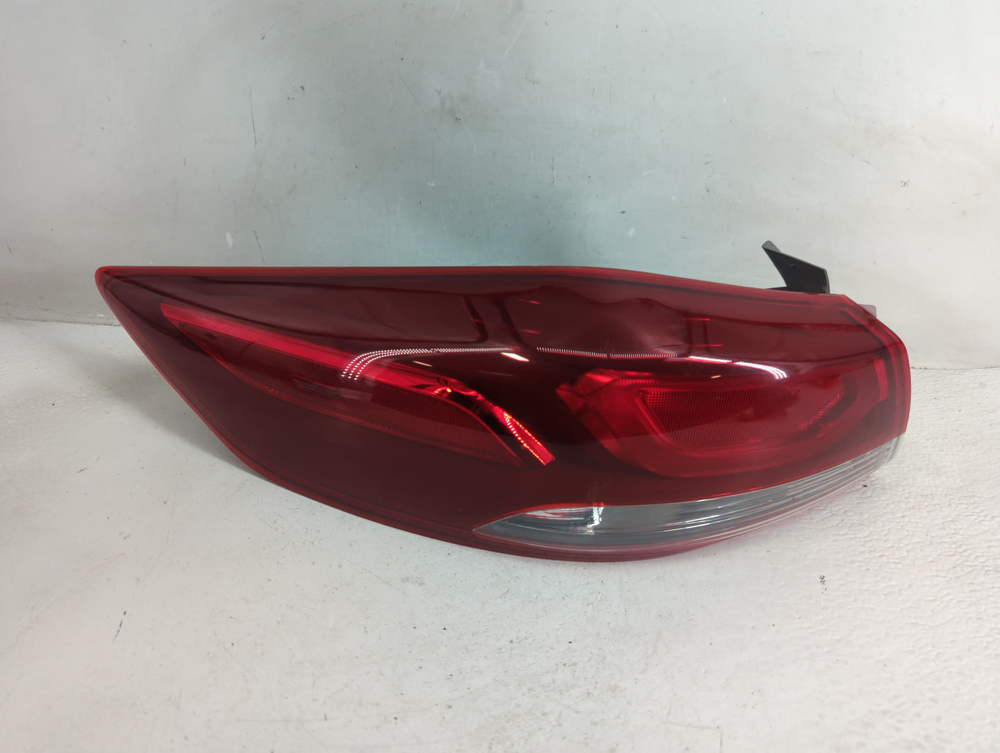2017-2018 Hyundai Elantra Tail Light Assembly Driver Left OEM Fits Fits 2017 2018 OEM Used Auto Parts - Oemusedautoparts1.co