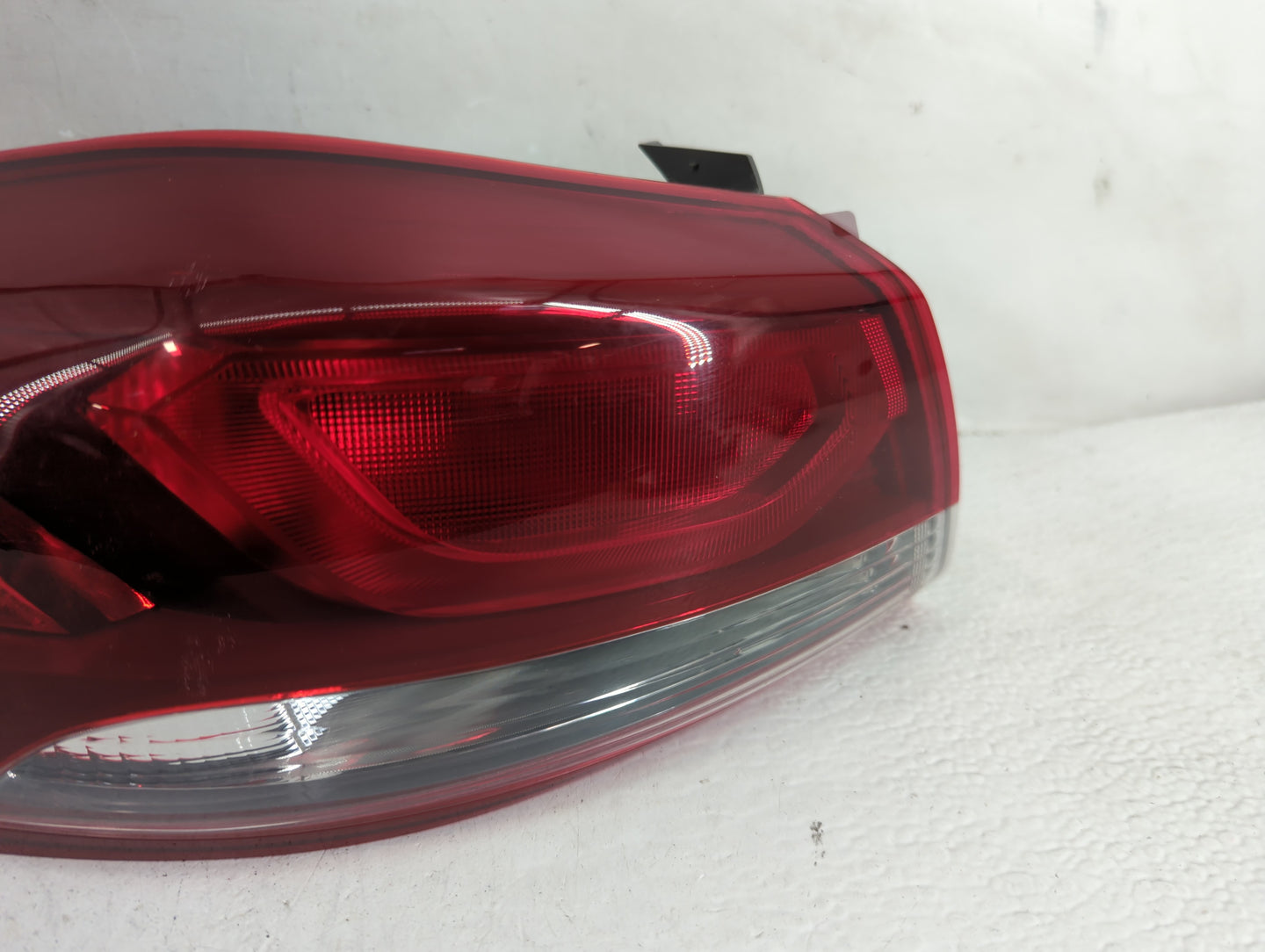 2017-2018 Hyundai Elantra Tail Light Assembly Driver Left OEM Fits Fits 2017 2018 OEM Used Auto Parts - Oemusedautoparts1.co