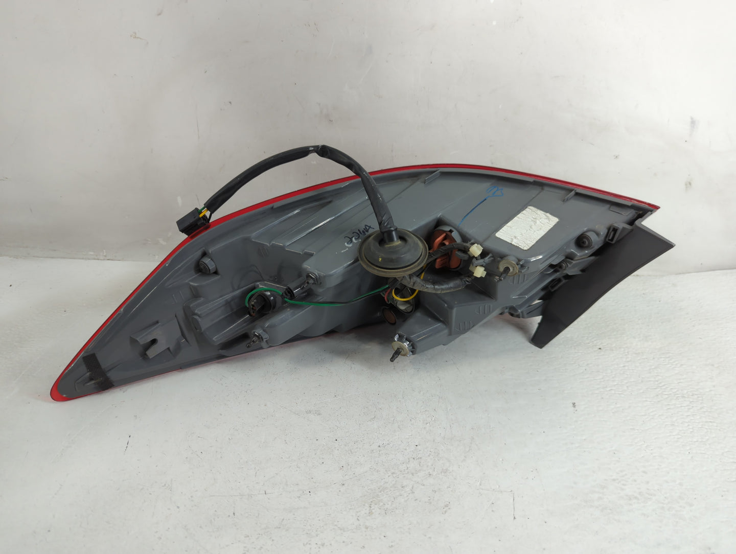 2017-2018 Hyundai Elantra Tail Light Assembly Driver Left OEM Fits Fits 2017 2018 OEM Used Auto Parts - Oemusedautoparts1.co