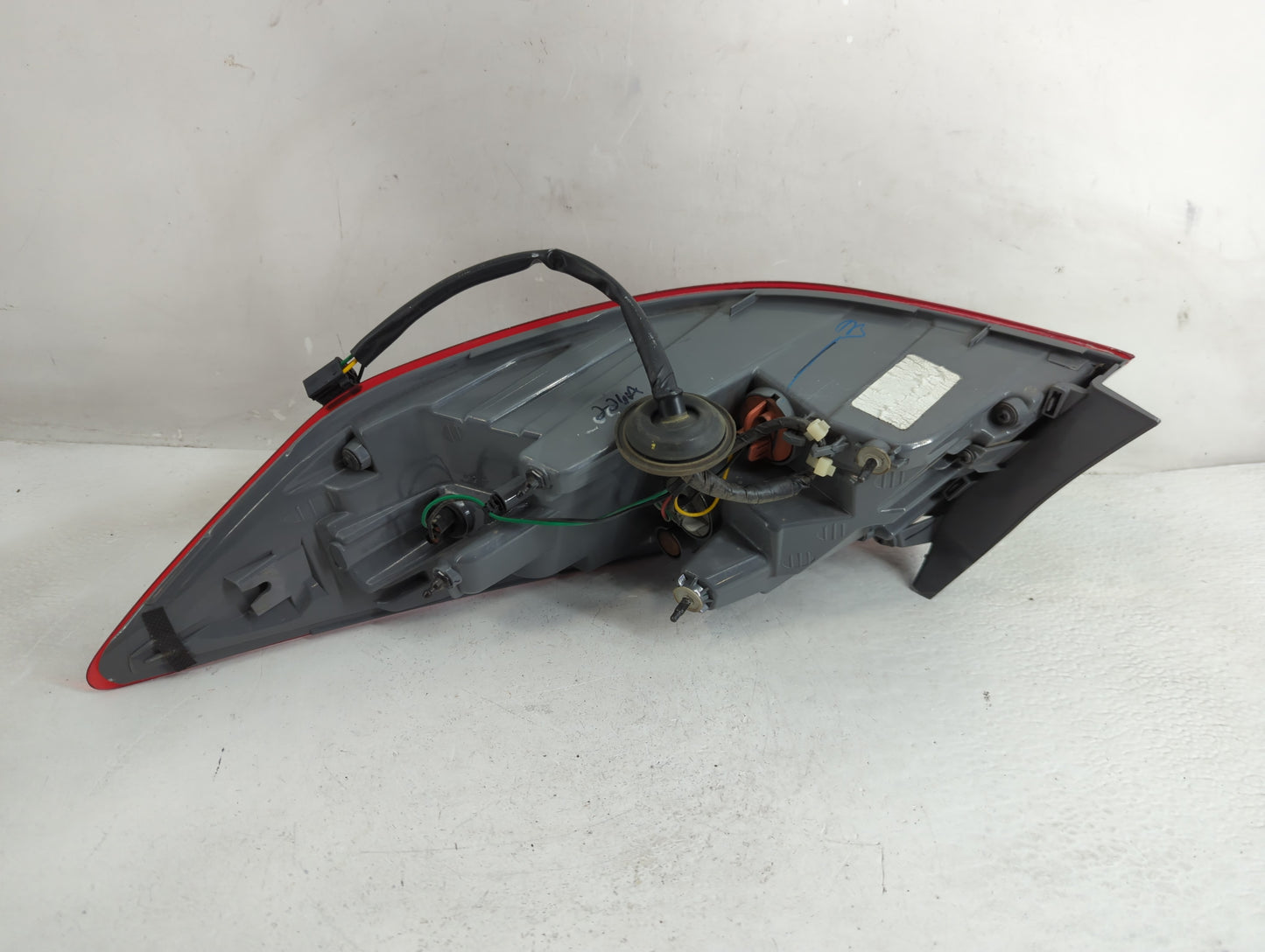 2017-2018 Hyundai Elantra Tail Light Assembly Driver Left OEM Fits Fits 2017 2018 OEM Used Auto Parts - Oemusedautoparts1.co