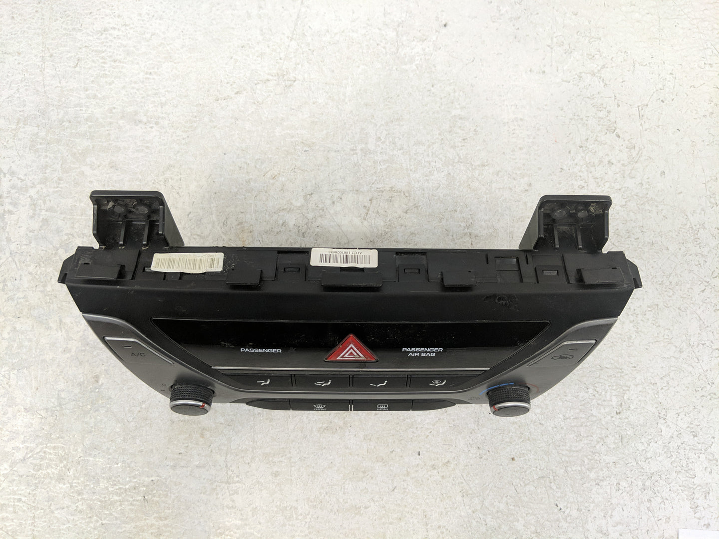 2017-2018 Hyundai Elantra Climate Control Module Temperature AC/Heater Replacement P/N:97250-F20624X Fits Fits 2017 2018 OEM