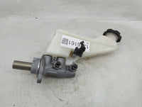 2017-2019 Hyundai Elantra Brake Master Cylinder 1276161 - Oemusedautoparts1.com