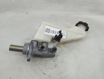 compare product 2017-2019 Hyundai Elantra Brake Master Cylinder 1276161