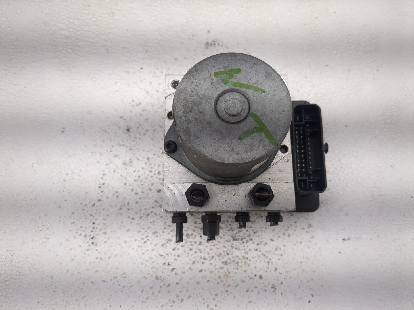 2017-2019 Hyundai Elantra ABS Pump Control Module Replacement P/N:61589-45200 58900-F2500 Fits Fits 2017 2018 2019 OEM Used 