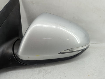 2017-2018 Hyundai Elantra Driver Side View Mirror - Left Door Mirror OEM Used