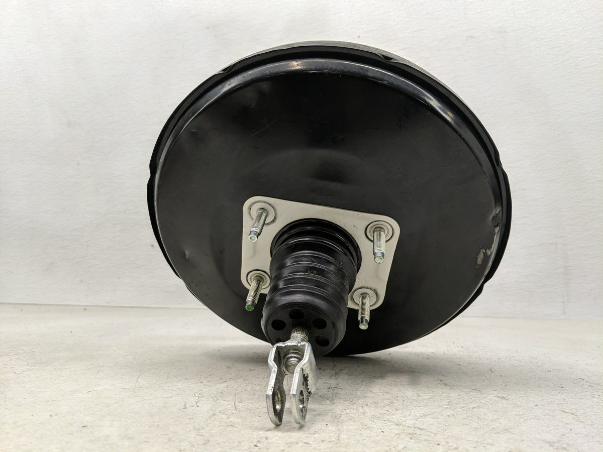 2017-2020 Hyundai Elantra Power Brake Booster Oem 1310269 - Oemusedautoparts1.com