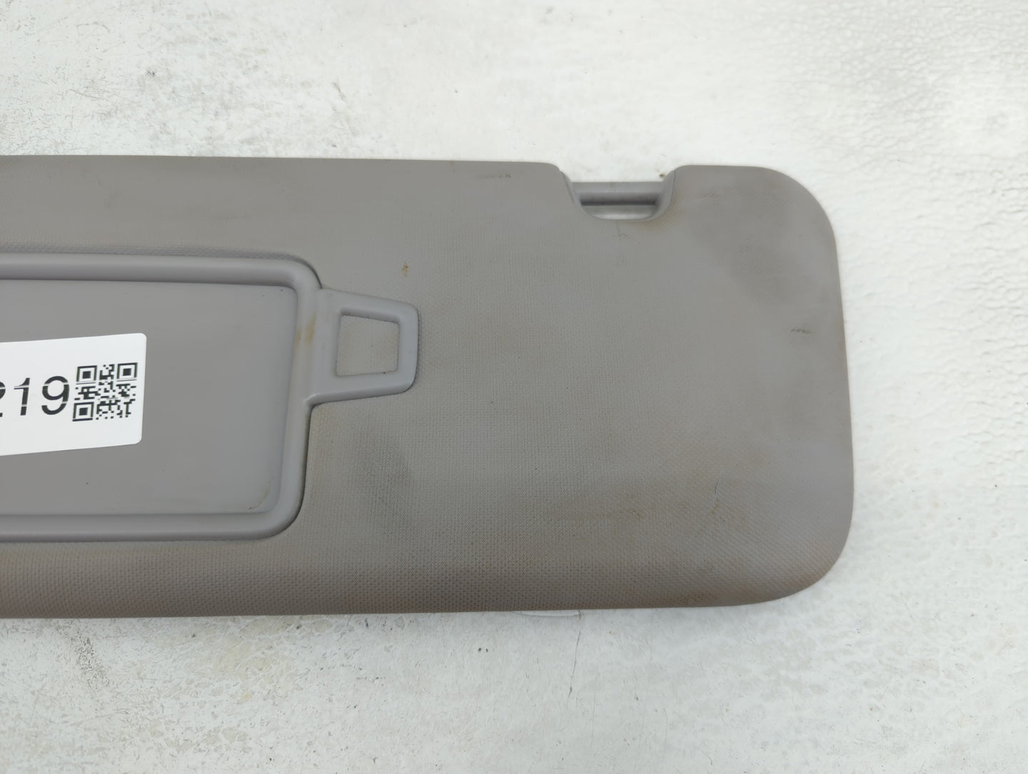 2017-2020 Hyundai Elantra Sun Visor Shade Replacement Driver Left Mirror Fits Fits 2017 2018 2019 2020 OEM Used Auto Parts -