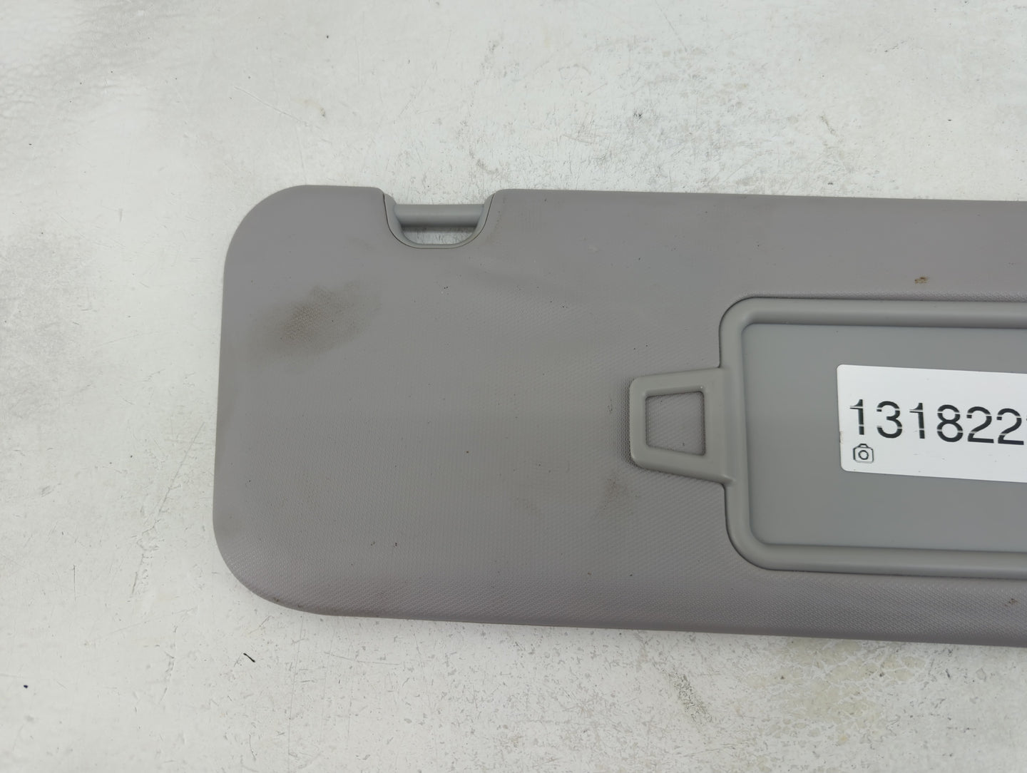 2017-2020 Hyundai Elantra Sun Visor Shade Replacement Passenger Right Mirror Fits Fits 2017 2018 2019 2020 OEM Used Auto Par