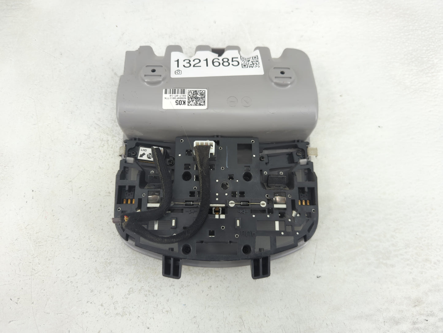 2018 Hyundai Elantra Overhead Roof Console - Oemusedautoparts1.com