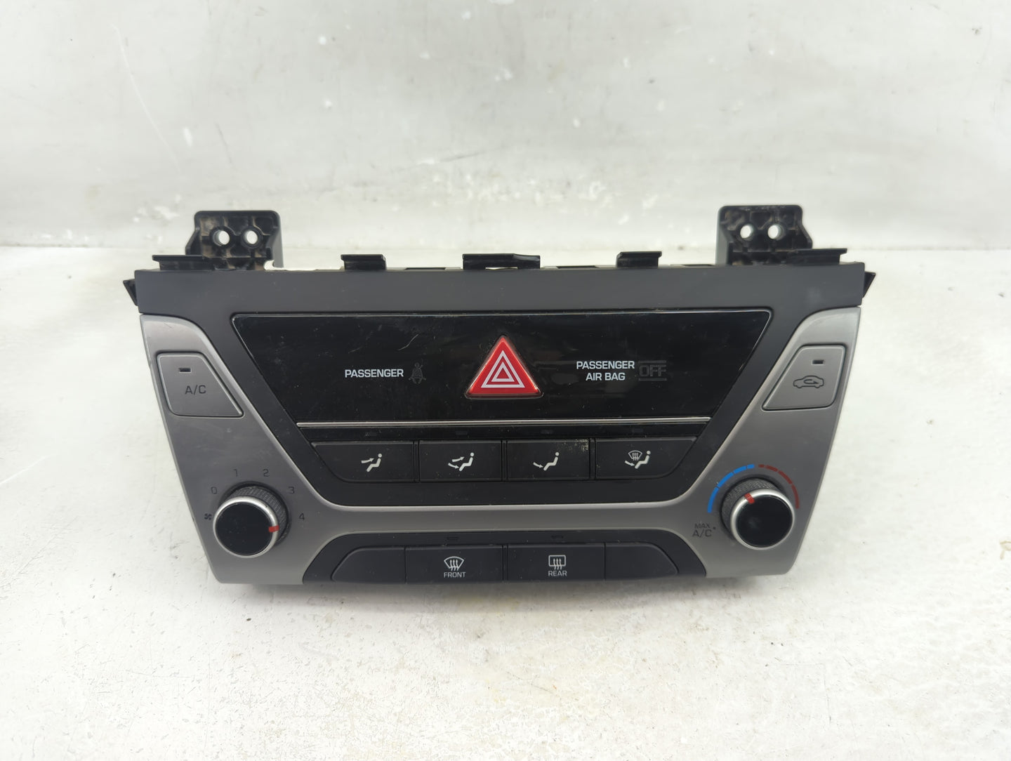 2017-2018 Hyundai Elantra Climate Control Module Temperature AC/Heater Replacement P/N:97250-F20524X Fits Fits 2017 2018 OEM