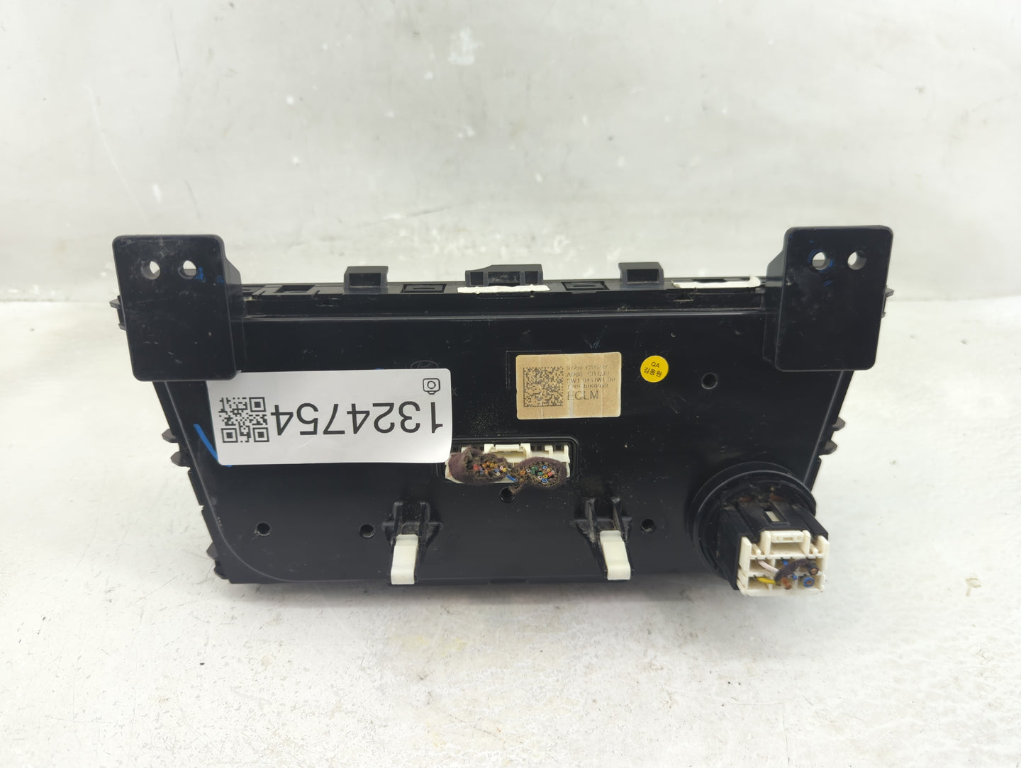 2017-2018 Hyundai Elantra Climate Control Module Temperature AC/Heater Replacement P/N:97250-F20524X Fits Fits 2017 2018 OEM