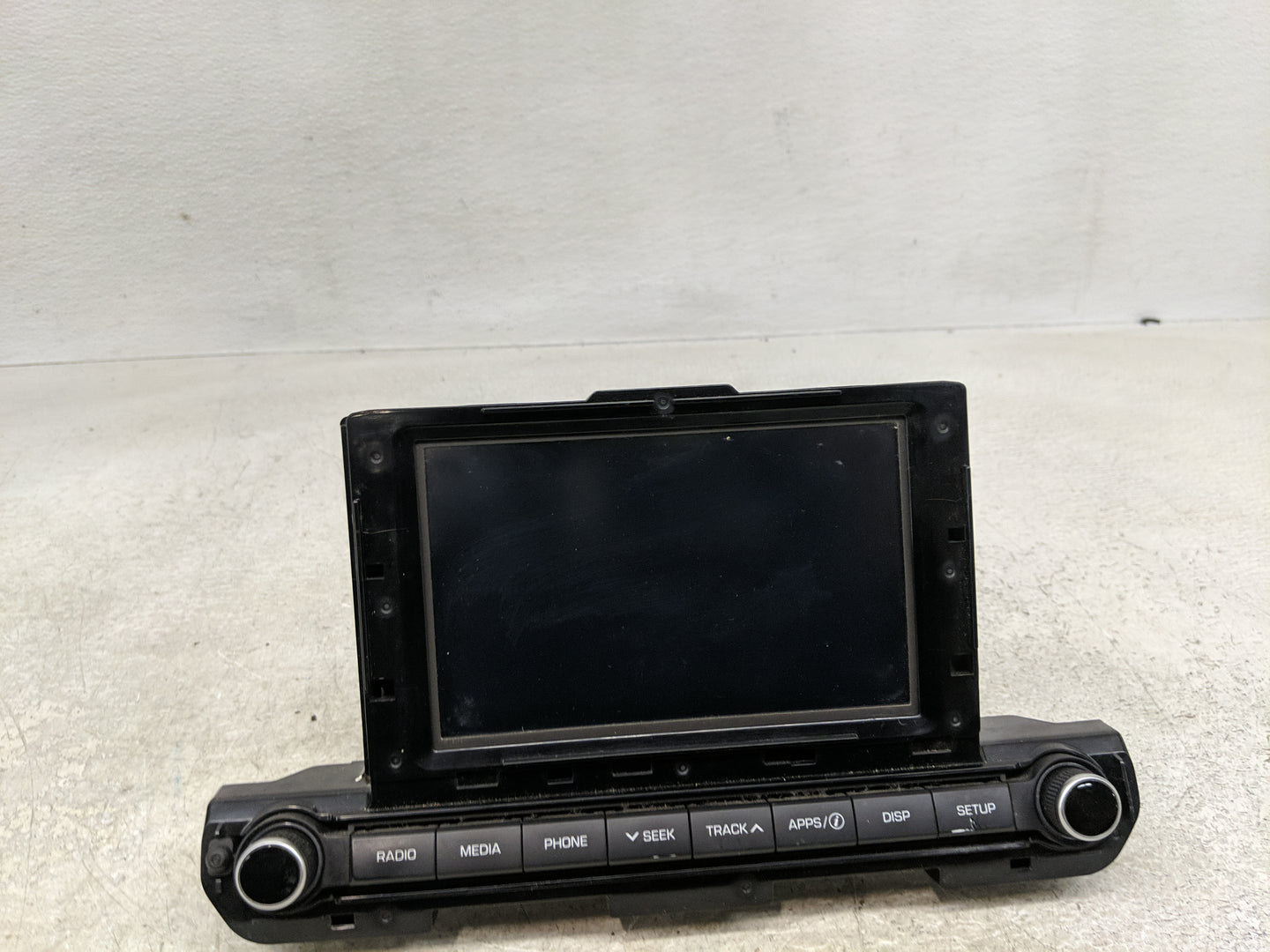 2017-2018 Hyundai Elantra Radio AM FM Cd Player Receiver Replacement P/N:96160-F2101UAT Fits Fits 2017 2018 OEM Used Auto Pa