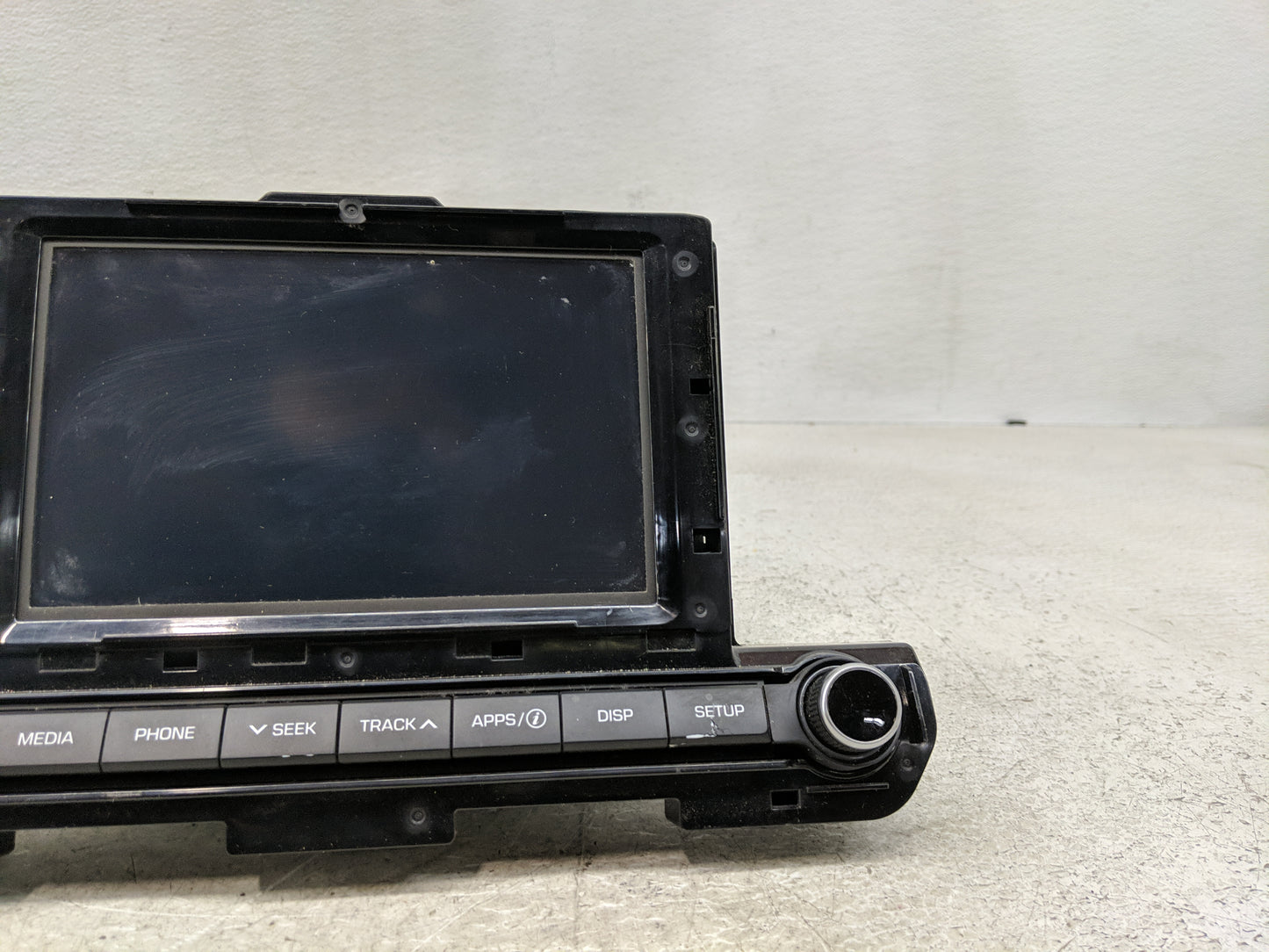 2017-2018 Hyundai Elantra Radio AM FM Cd Player Receiver Replacement P/N:96160-F2101UAT Fits Fits 2017 2018 OEM Used Auto Pa