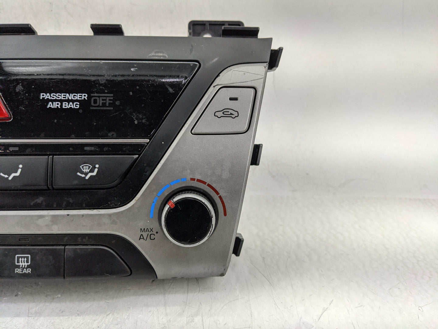 2017-2018 Hyundai Elantra Climate Control Module Temperature AC/Heater Replacement P/N:97250-F20624X Fits Fits 2017 2018 OEM