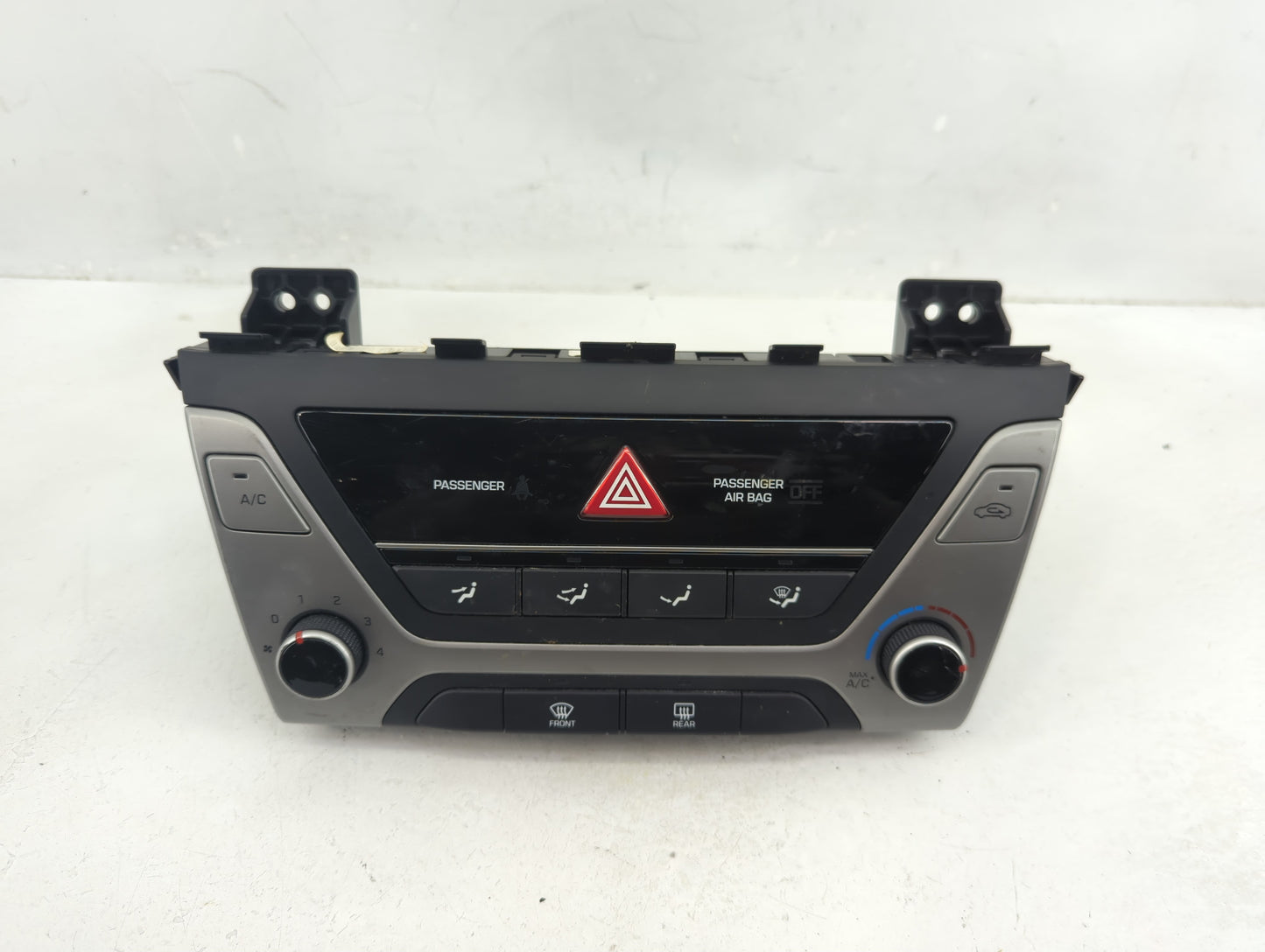 2017-2018 Hyundai Elantra Climate Control Module Temperature AC/Heater Replacement P/N:97250-F20624X Fits Fits 2017 2018 OEM