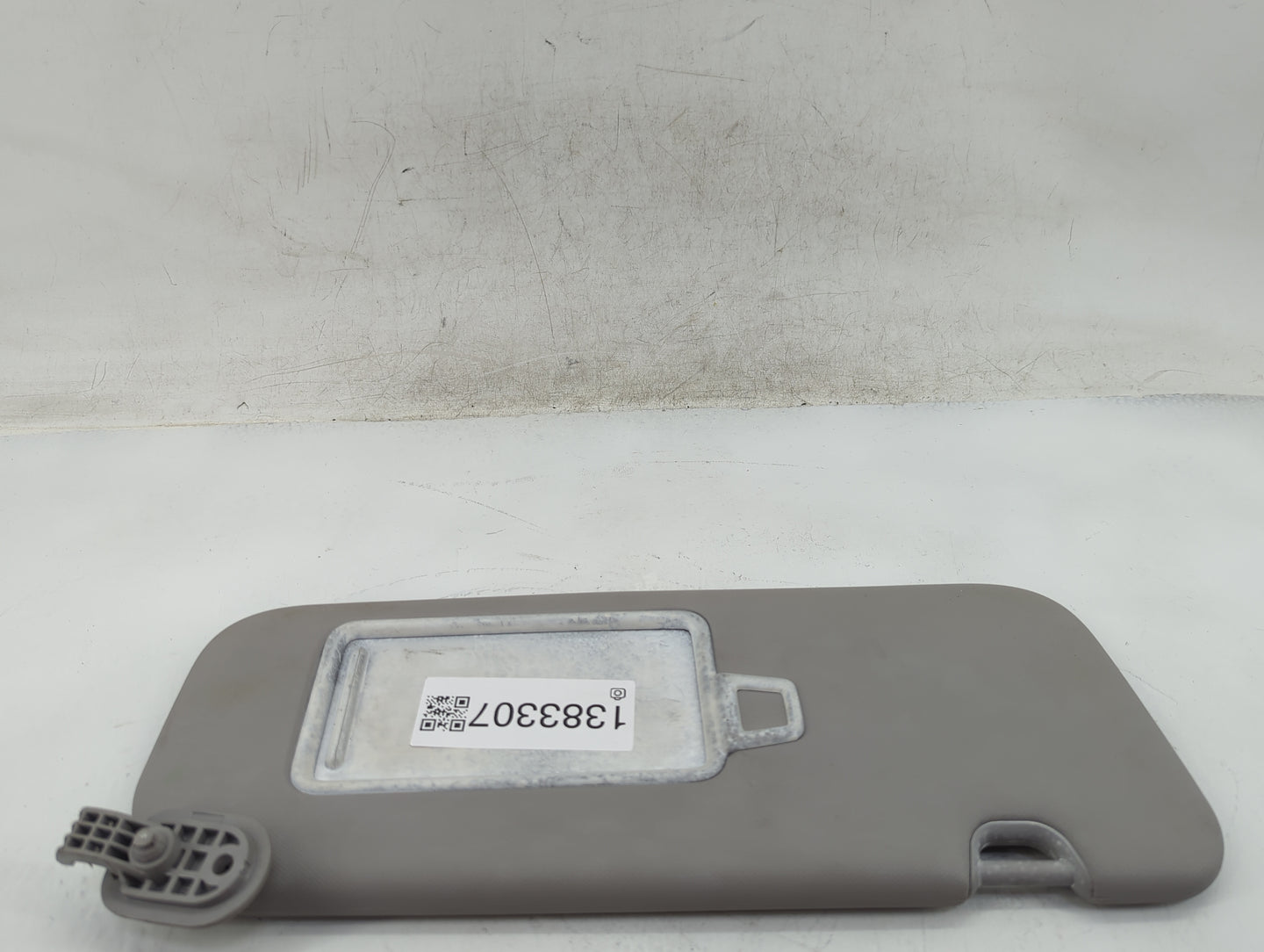 2017-2020 Hyundai Elantra Sun Visor Shade Replacement Passenger Right Mirror Fits Fits 2017 2018 2019 2020 OEM Used Auto Par