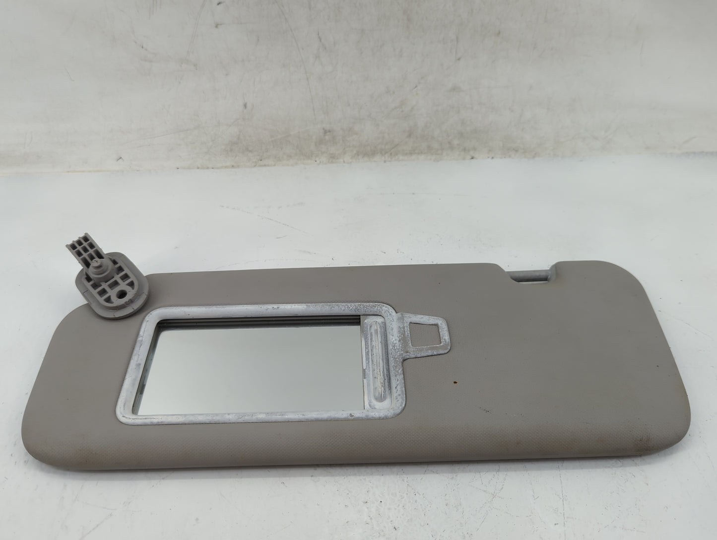 2017-2020 Hyundai Elantra Sun Visor Shade Replacement Driver Left Mirror Fits Fits 2017 2018 2019 2020 OEM Used Auto Parts -