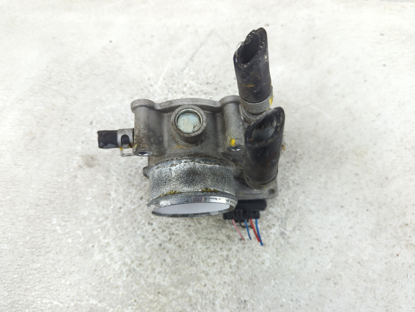 2017-2020 Hyundai Elantra Throttle Body P/N:35100-2B340 Fits Fits 2017 2018 2019 2020 OEM Used Auto Parts - Oemusedautoparts