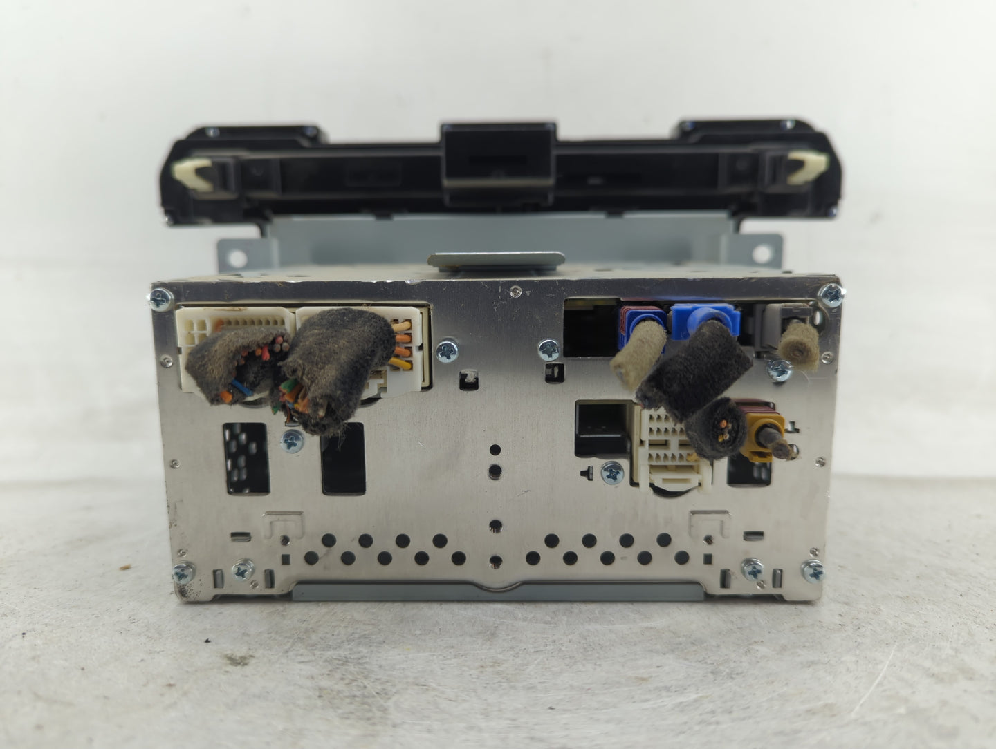2017-2018 Hyundai Elantra Radio AM FM Cd Player Receiver Replacement P/N:96160F2121UAT Fits Fits 2017 2018 OEM Used Auto Par