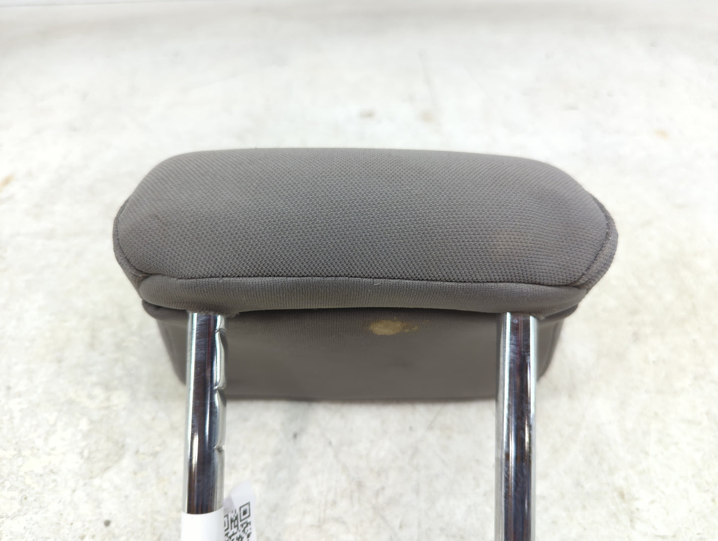 2017-2018 Hyundai Elantra Headrest Head Rest Rear Center Seat Fits Fits 2017 2018 OEM Used Auto Parts - Oemusedautoparts1.co