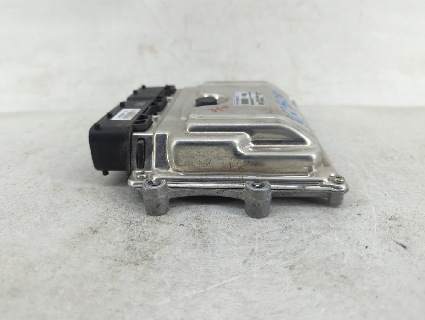 2018-2020 Hyundai Elantra PCM Engine Control Computer ECU ECM PCU OEM P/N:39118-2BALB Fits Fits 2018 2019 2020 OEM Used Auto