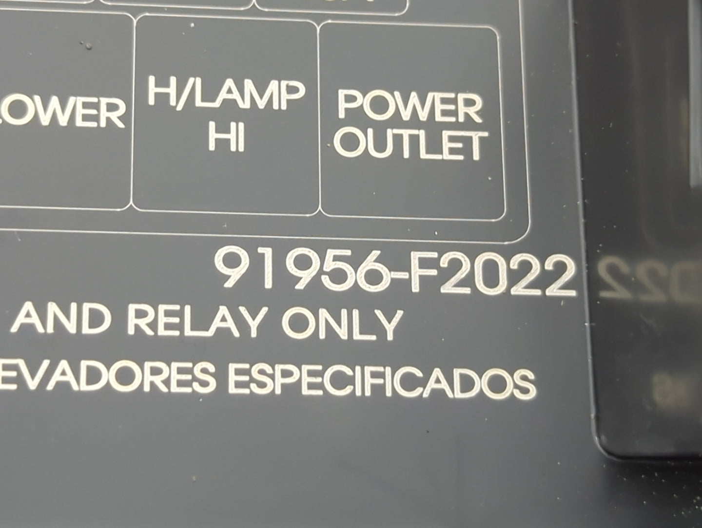 2018 Hyundai Elantra Fusebox Fuse Box Panel Relay Module P/N:91956-F2022 91203F2445C Fits OEM Used Auto Parts - Oemusedautop