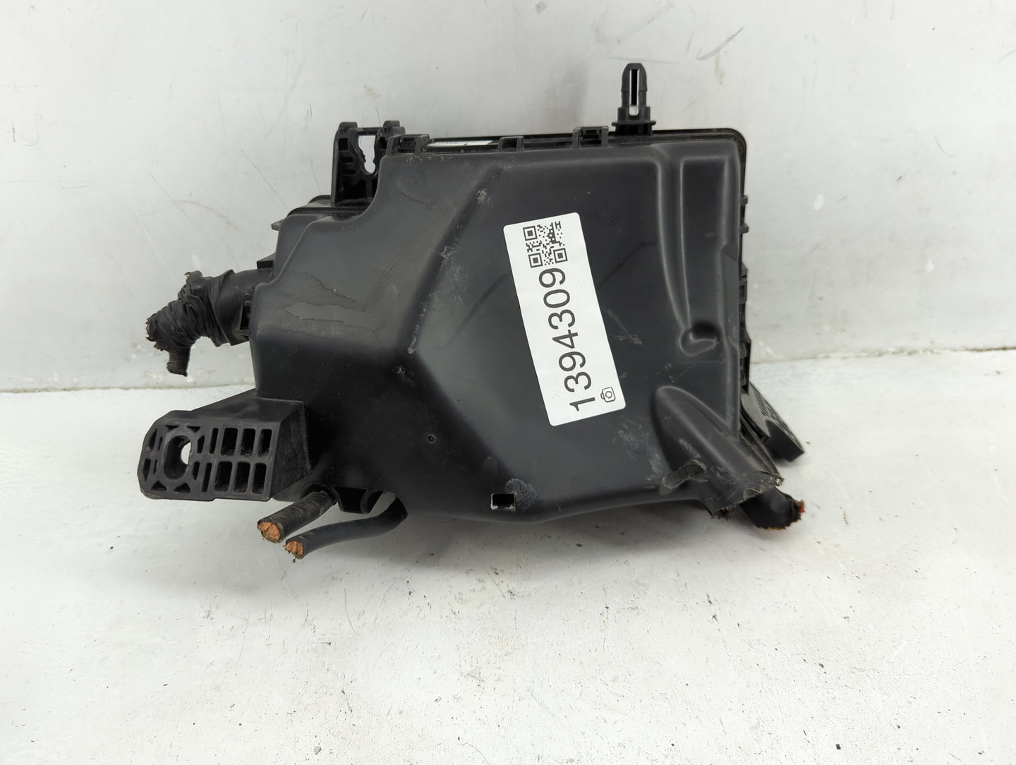2018 Hyundai Elantra Fusebox Fuse Box Panel Relay Module P/N:91956-F2022 91203F2445C Fits OEM Used Auto Parts - Oemusedautop