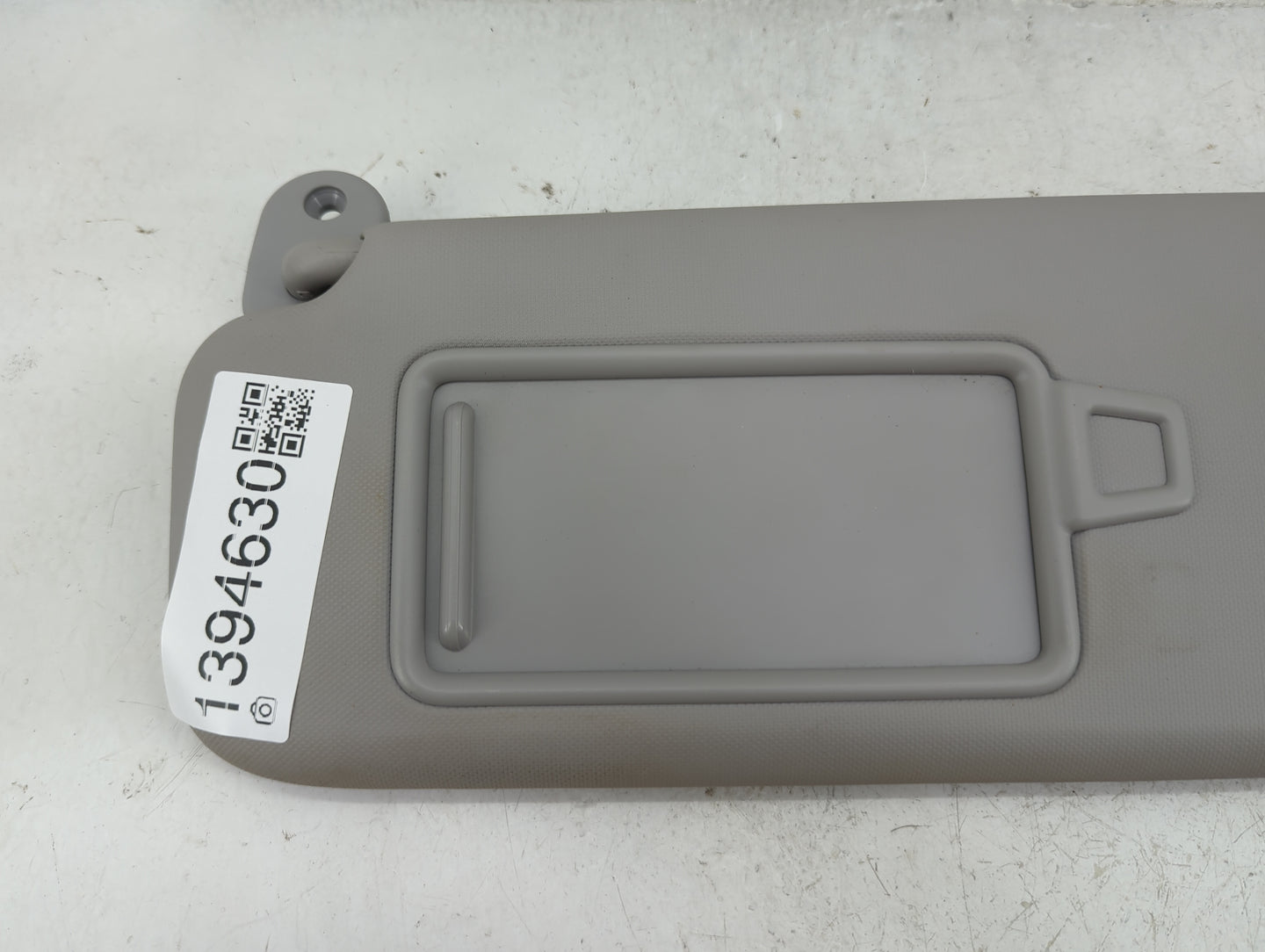 2017-2020 Hyundai Elantra Sun Visor Shade Replacement Driver Left Mirror Fits Fits 2017 2018 2019 2020 OEM Used Auto Parts -