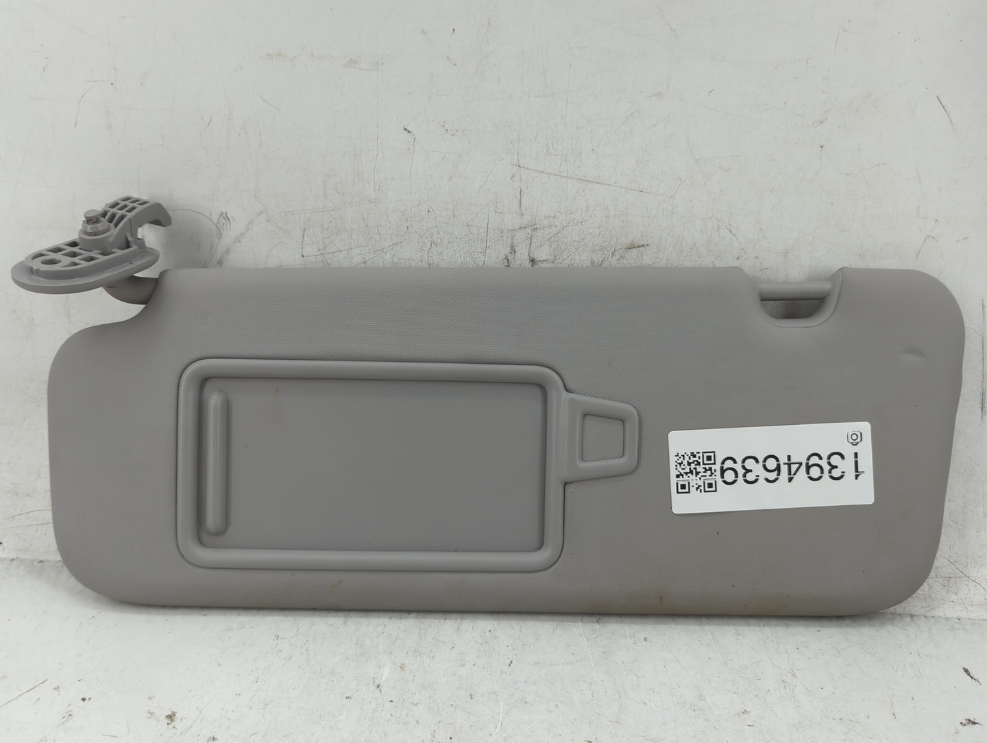 2017-2020 Hyundai Elantra Sun Visor Shade Replacement Driver Left Mirror Fits Fits 2017 2018 2019 2020 OEM Used Auto Parts -