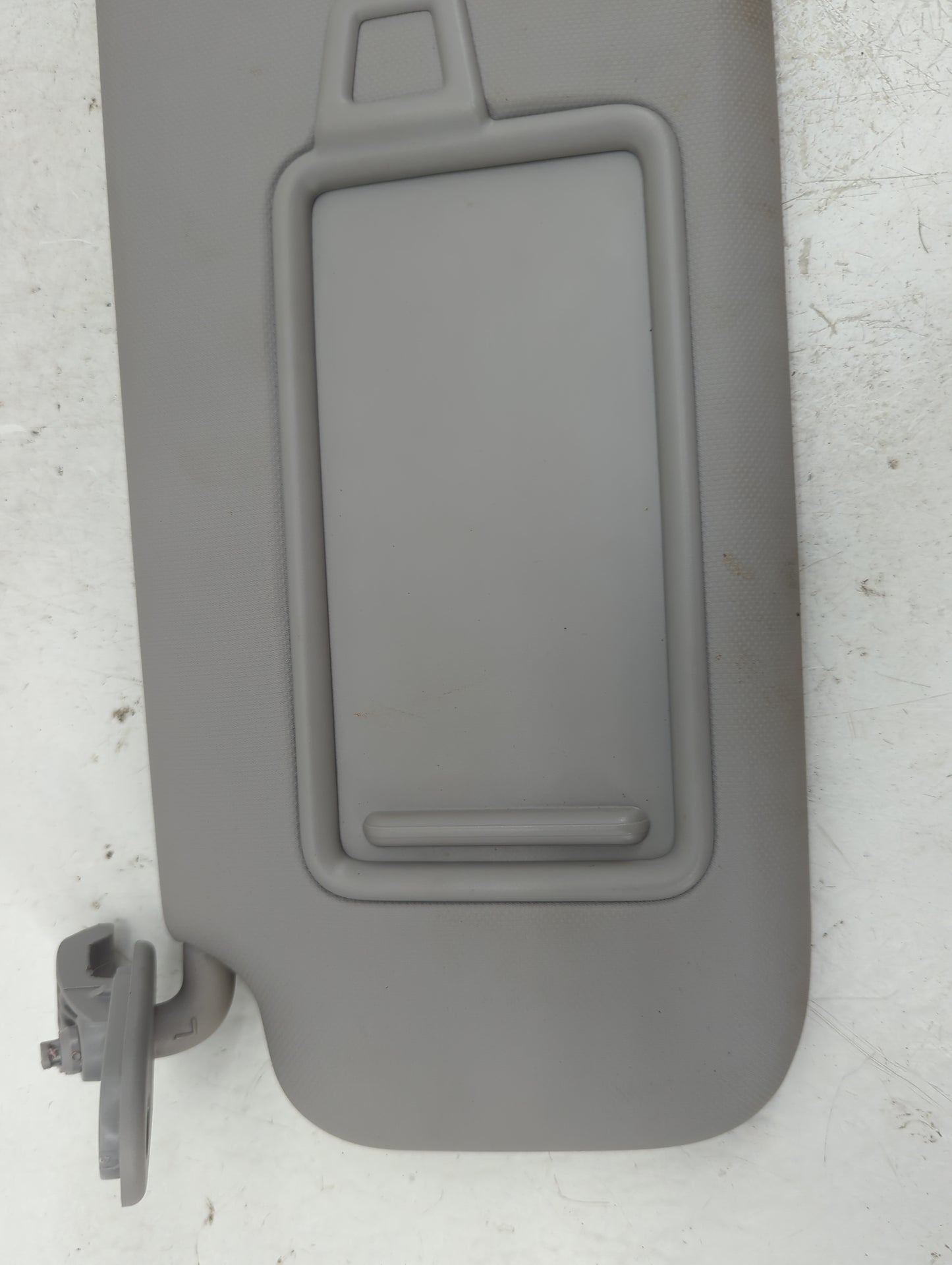 2017-2020 Hyundai Elantra Sun Visor Shade Replacement Driver Left Mirror Fits Fits 2017 2018 2019 2020 OEM Used Auto Parts -