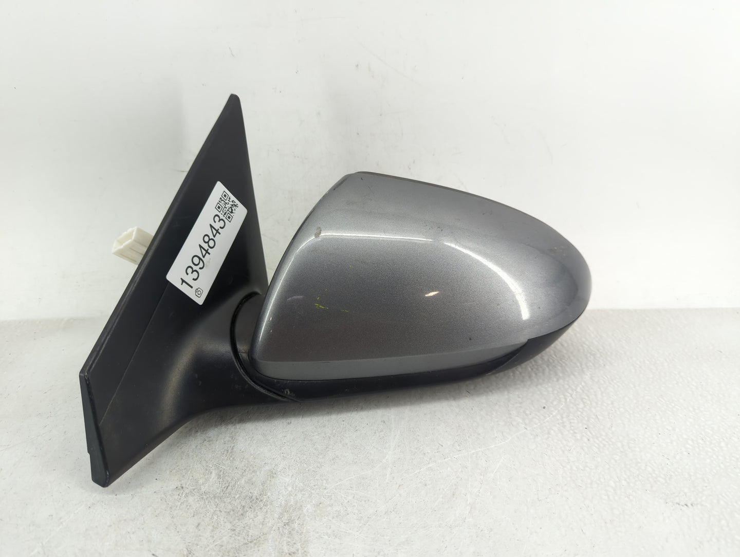 2017-2018 Hyundai Elantra Driver Side View Mirror - Left Door Mirror OEM Used - Oemusedautoparts1.com