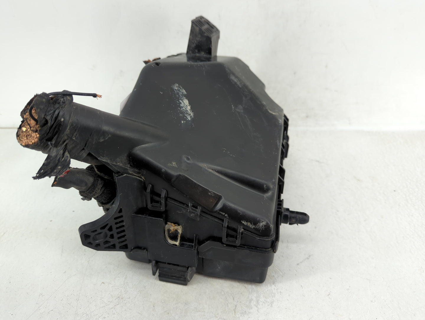2018 Hyundai Elantra Fusebox Fuse Box Panel Relay Module P/N:91203 F2485A Fits OEM Used Auto Parts - Oemusedautoparts1.com