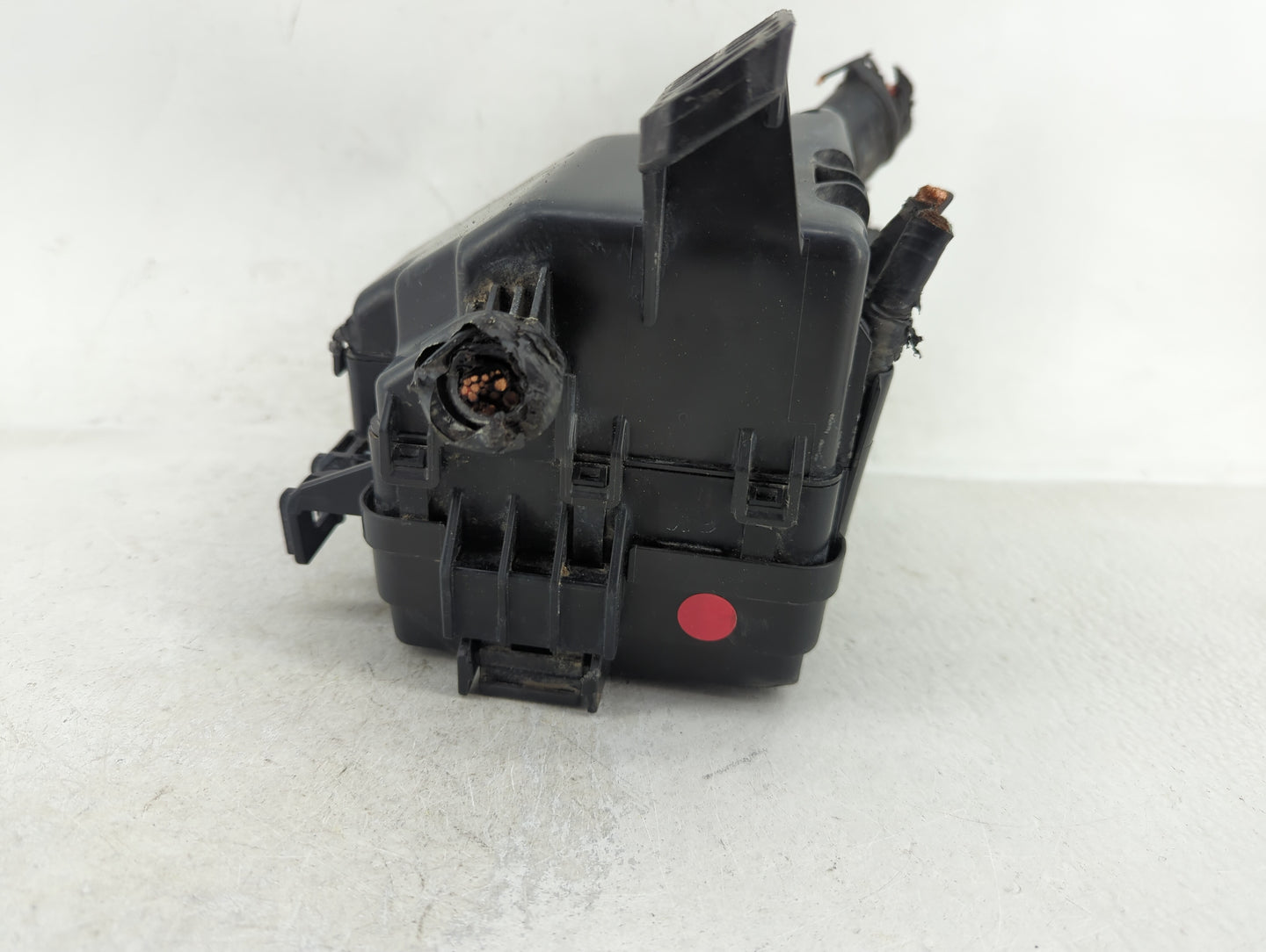 2018 Hyundai Elantra Fusebox Fuse Box Panel Relay Module P/N:91203 F2485A Fits OEM Used Auto Parts - Oemusedautoparts1.com