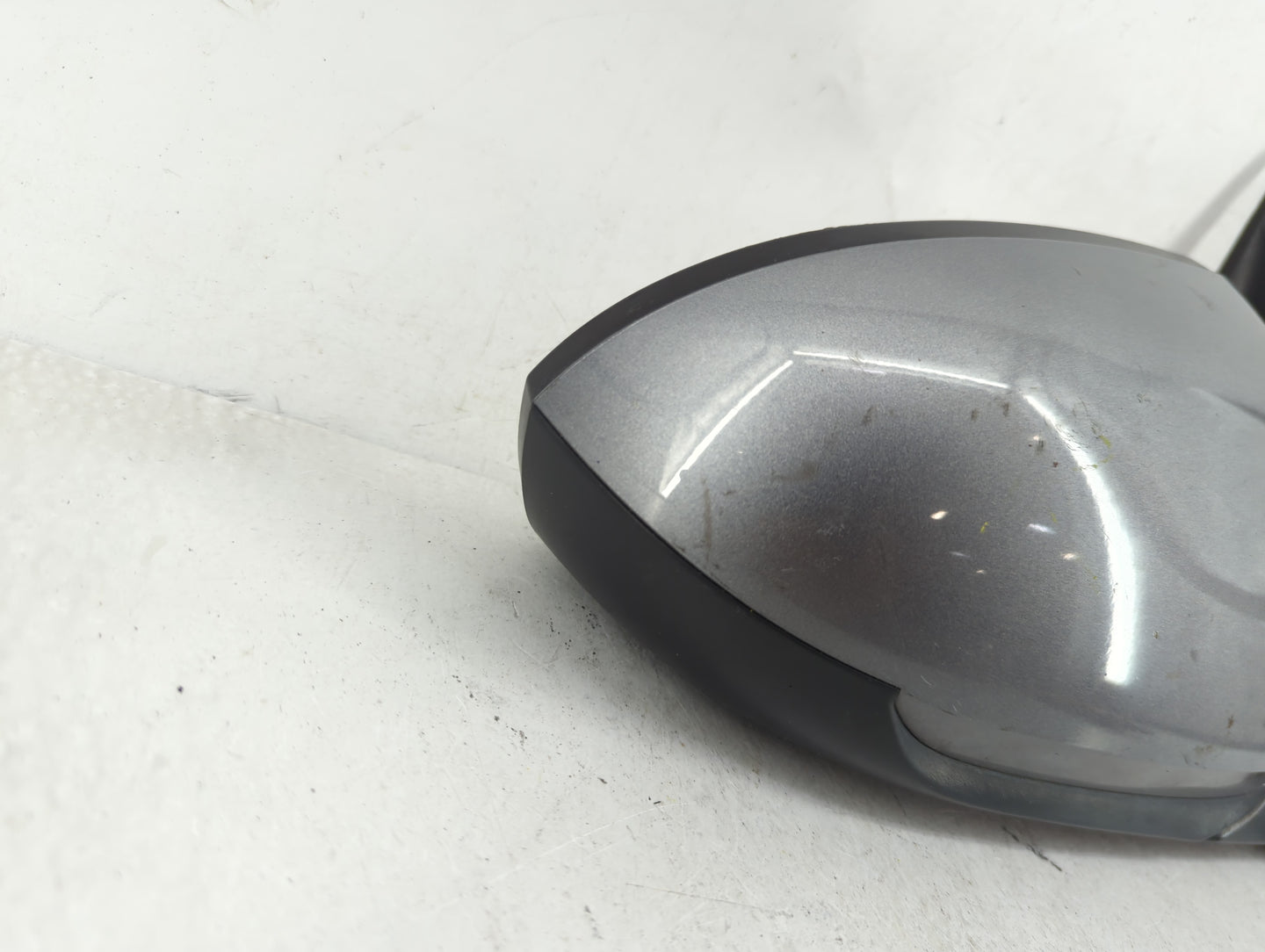 2017-2020 Hyundai Elantra Passenger Side View Mirror - Right Door Mirror OEM Used - Oemusedautoparts1.com