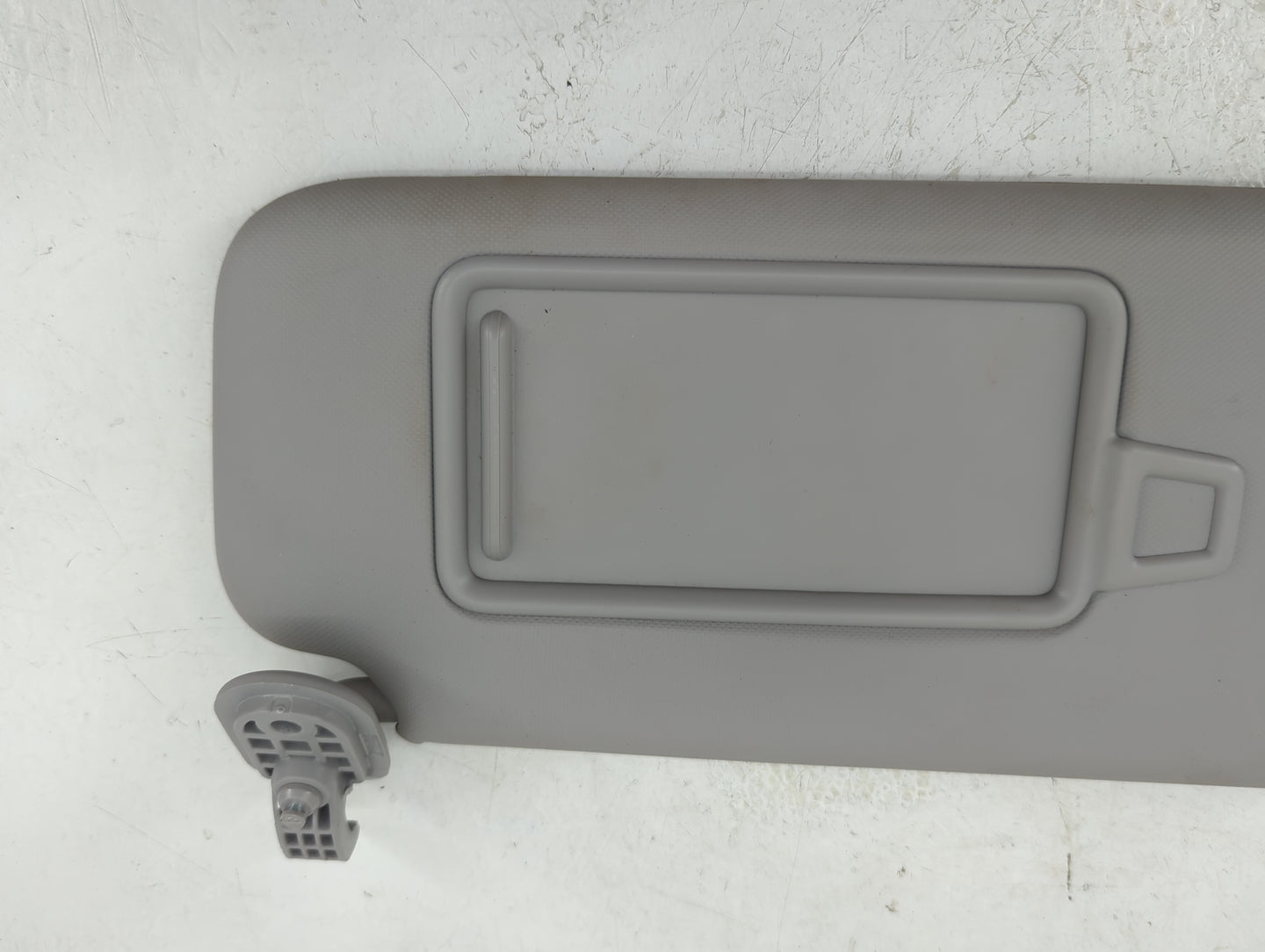 2017-2020 Hyundai Elantra Sun Visor Shade Replacement Passenger Right Mirror Fits Fits 2017 2018 2019 2020 OEM Used Auto Par