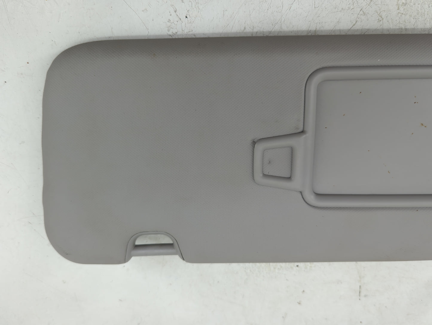 2017-2020 Hyundai Elantra Sun Visor Shade Replacement Passenger Right Mirror Fits Fits 2017 2018 2019 2020 OEM Used Auto Par