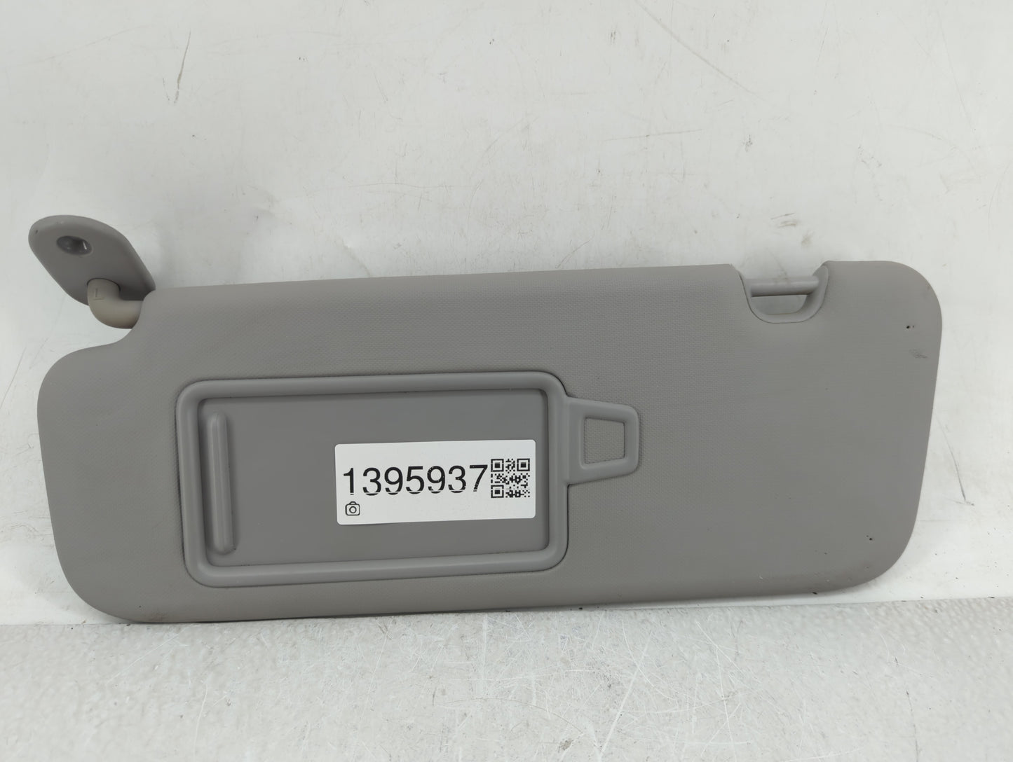 2017-2020 Hyundai Elantra Sun Visor Shade Replacement Driver Left Mirror Fits Fits 2017 2018 2019 2020 OEM Used Auto Parts -