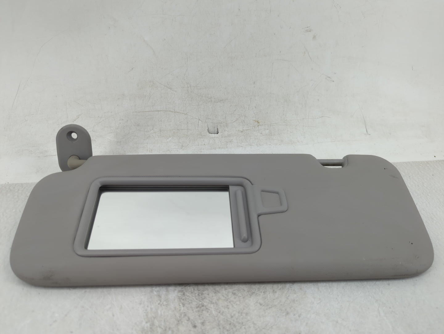 2017-2020 Hyundai Elantra Sun Visor Shade Replacement Driver Left Mirror Fits Fits 2017 2018 2019 2020 OEM Used Auto Parts -