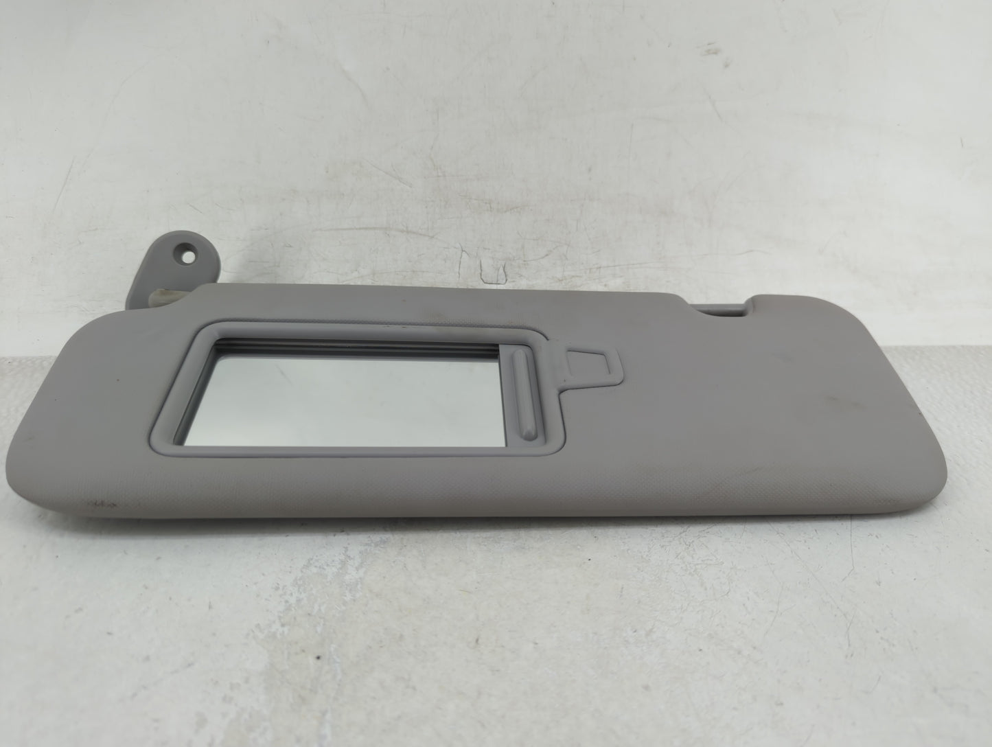 2017-2020 Hyundai Elantra Sun Visor Shade Replacement Driver Left Mirror Fits Fits 2017 2018 2019 2020 OEM Used Auto Parts -