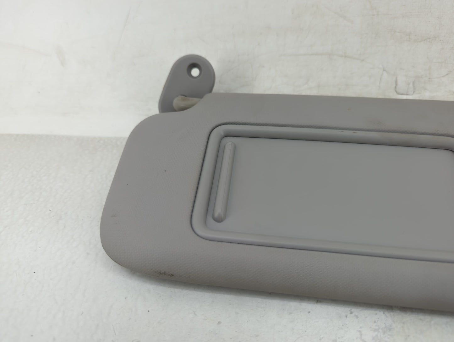 2017-2020 Hyundai Elantra Sun Visor Shade Replacement Driver Left Mirror Fits Fits 2017 2018 2019 2020 OEM Used Auto Parts -