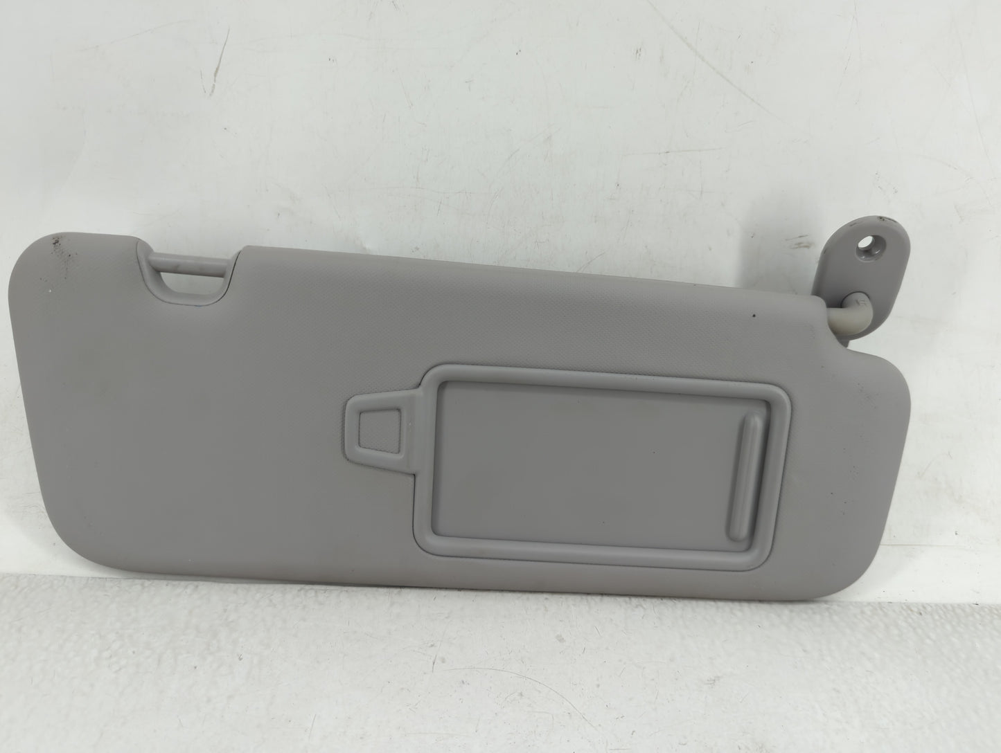 2017-2020 Hyundai Elantra Sun Visor Shade Replacement Passenger Right Mirror Fits Fits 2017 2018 2019 2020 OEM Used Auto Par