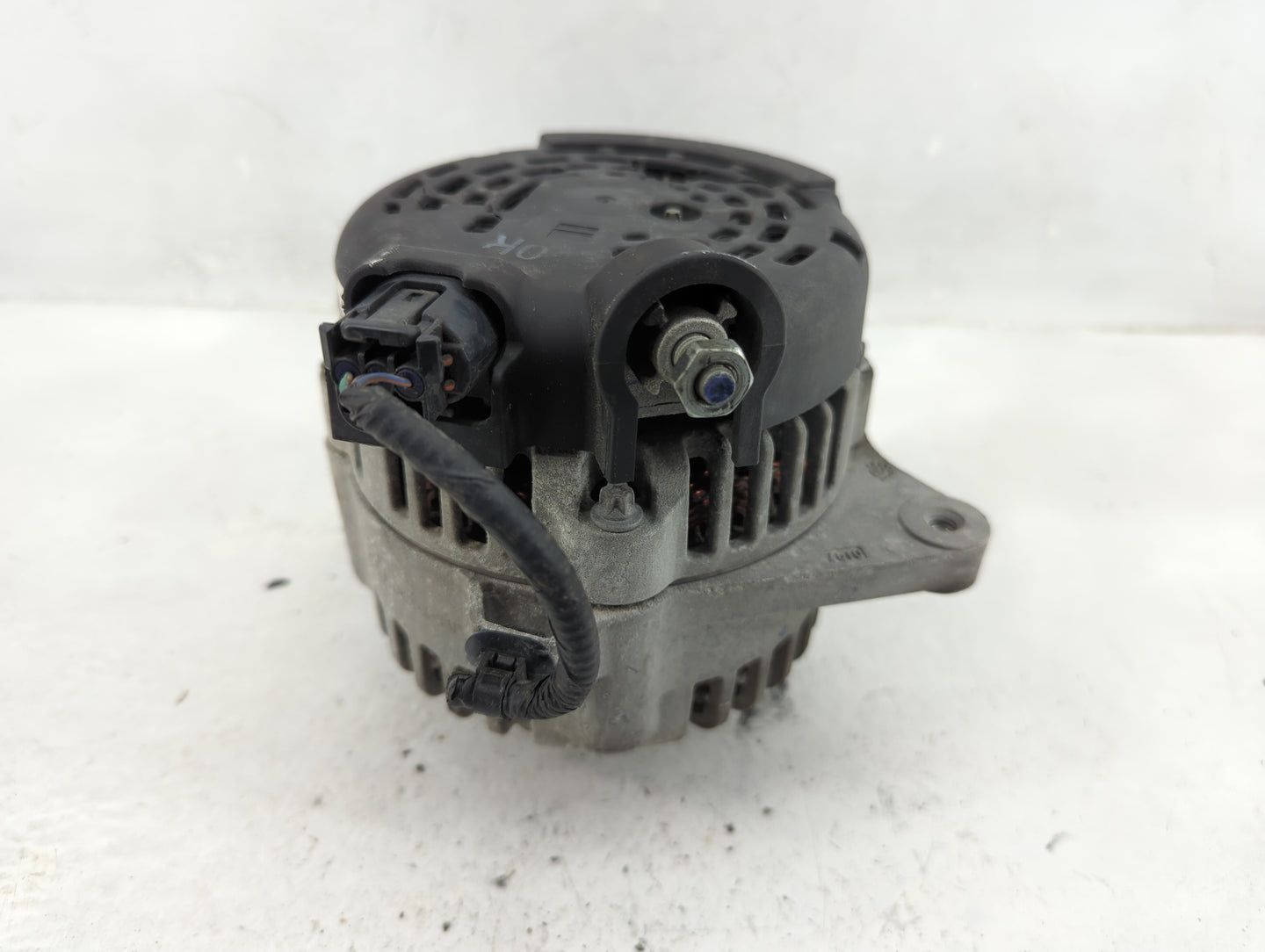 2017-2020 Hyundai Elantra Alternator Replacement Generator Charging Assembly Engine OEM P/N:37300-2E721 Fits OEM Used Auto P