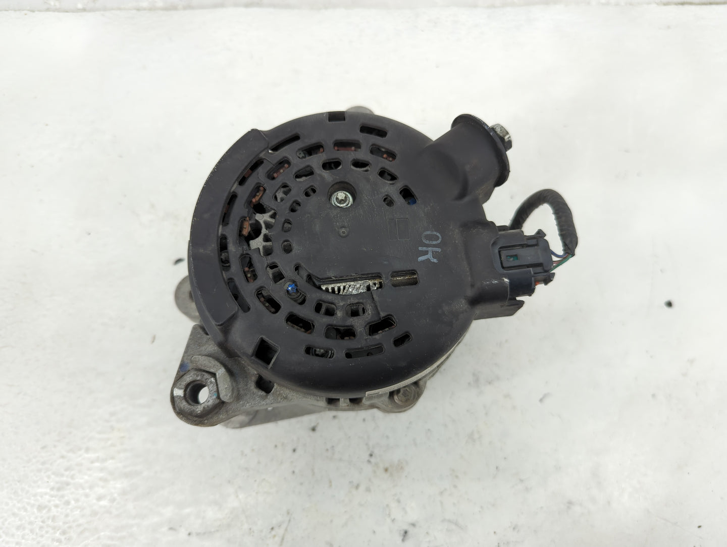 2017-2020 Hyundai Elantra Alternator Replacement Generator Charging Assembly Engine OEM P/N:37300-2E721 Fits OEM Used Auto P